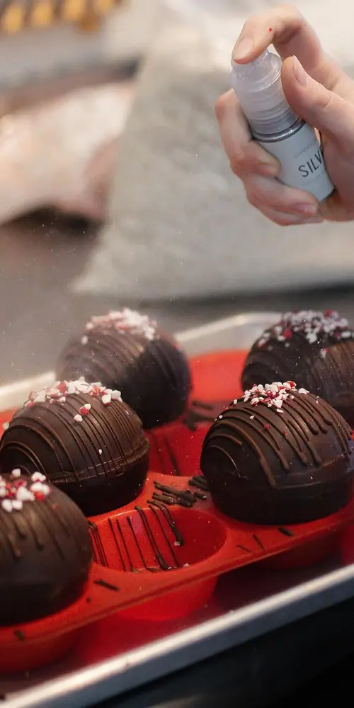 We now have hot chocolate bombs at all locations with a rotation of flavors! 🍫🤍
.
.
.
.
.
#cafeaesth