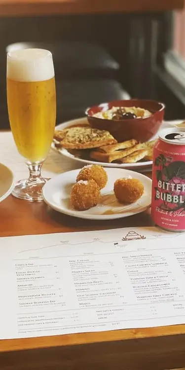 All the things (and a sneaky @drink_bitter_bubble can, too)! Nice to see the old menu format making