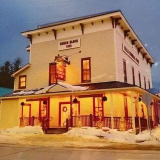 Falls General Store