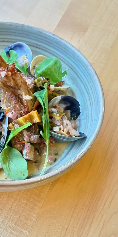 Pork Ribs and Clams by @johnny.rigatoni… a @bigsilky1 favorite! 🥰