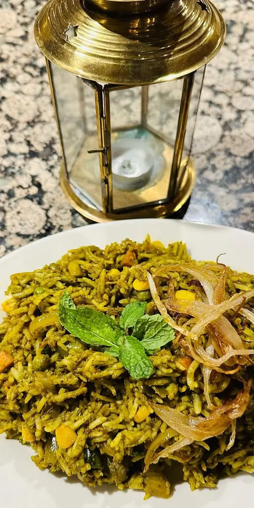 Our Signature Healthy Spinach Vegetable Biryani 😍