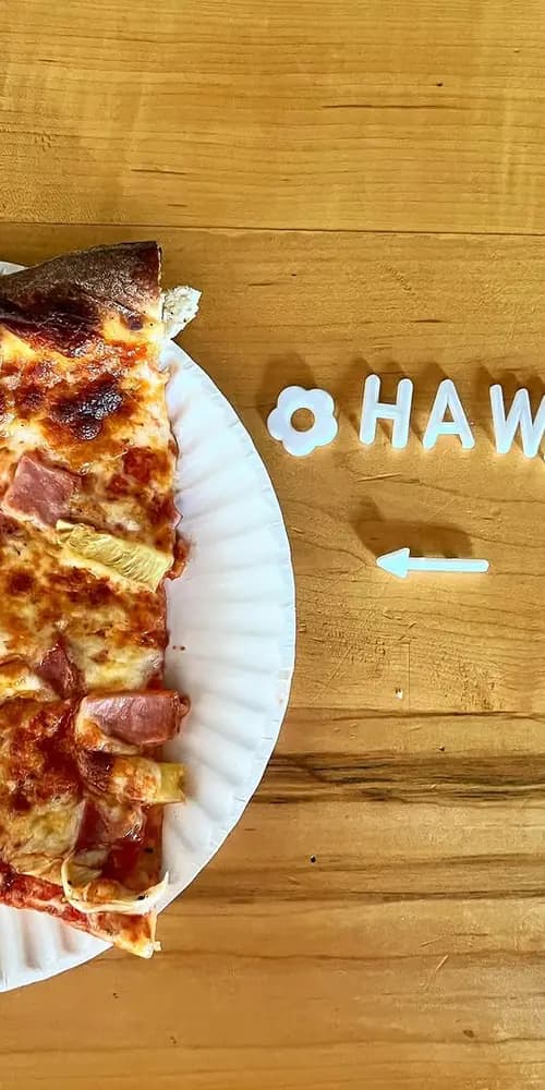 a classic is on the menu 🤤 The Hawaiian: Canadian Bacon, Pineapple, Mozzarella, Marinara base 🍍🌺🍕🥓 d