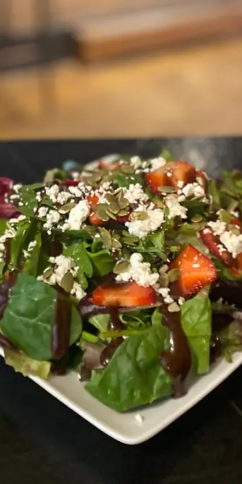 Wiley Spring Salad
Organic greens, strawberry, goat cheese, & pumpkin seeds
Served with Honey Bals