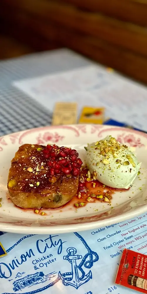 Caramelized Bread Pudding with pomegranate & pistachio β€οΈππ€