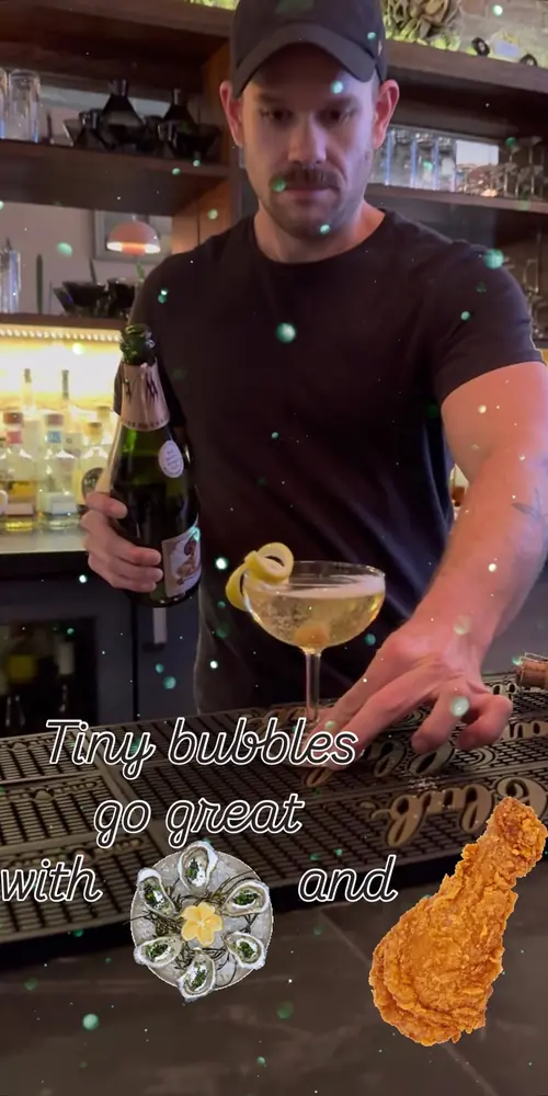 We love our tiny bubbles here at Onion City. They go perfectly with just about everything on our men