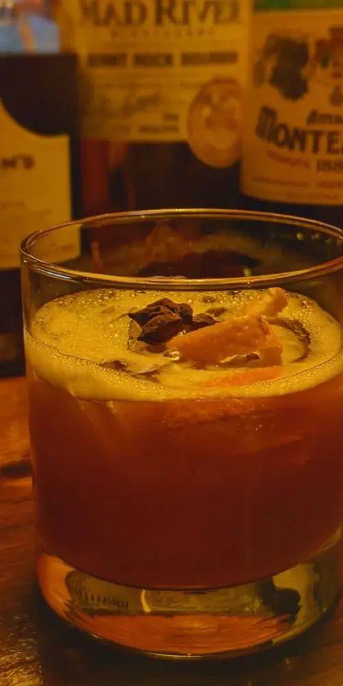Last two drink specials of 2024!
In honor of the winter solstice, enjoy a "Here Comes The Sun" a fr
