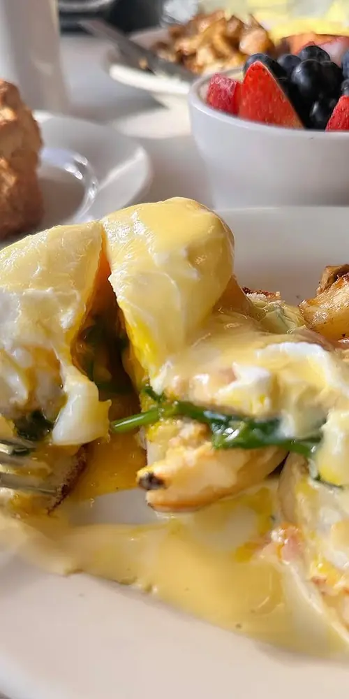 Wrap up your Halloweekend at Parkway with cozy diner classics—delicious food to end the weekend righ