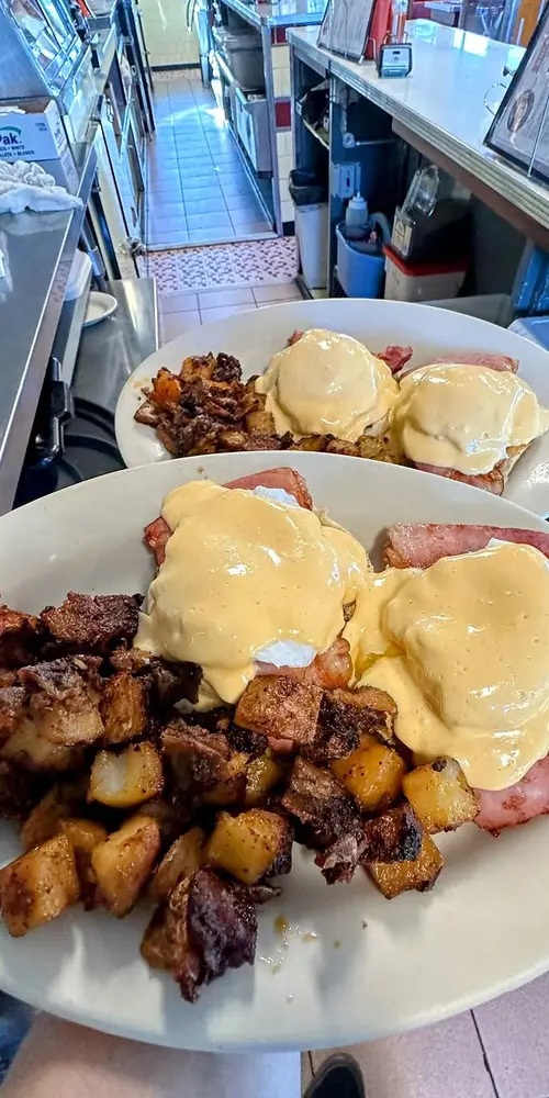 We serve Benedict’s all the live long day here at the diner friends! 7am-2pm Monday -Friday and 7am-