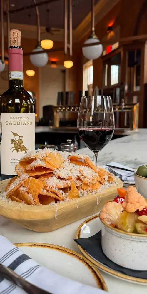 what are the two most important things you need after work? wine & snacks. 🍷🫒
lucky for you we have