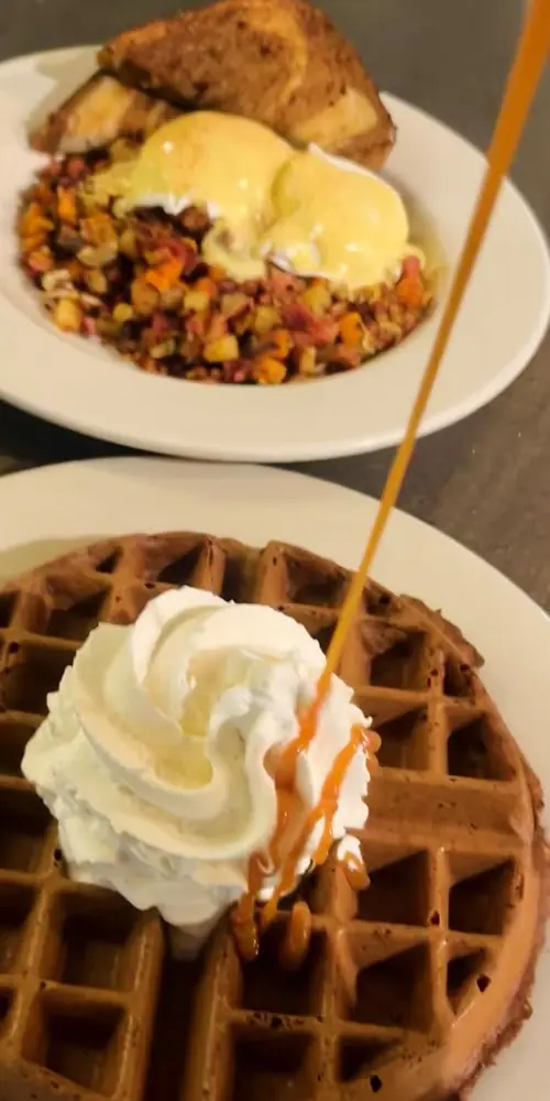 🧇🍀Celebrate St. Patrick’s Day with Corned Beef Hash and Guinness Waffles 🍀🧇