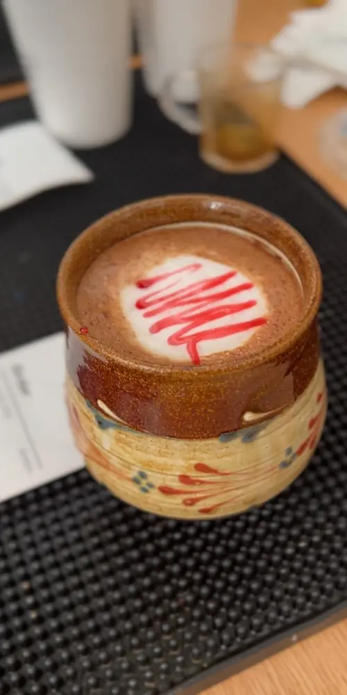 RAZZLE DAZZLE
5% off when you bring your mug from home 🌺
@specs_cafe #specs #cafe #specialtylatte