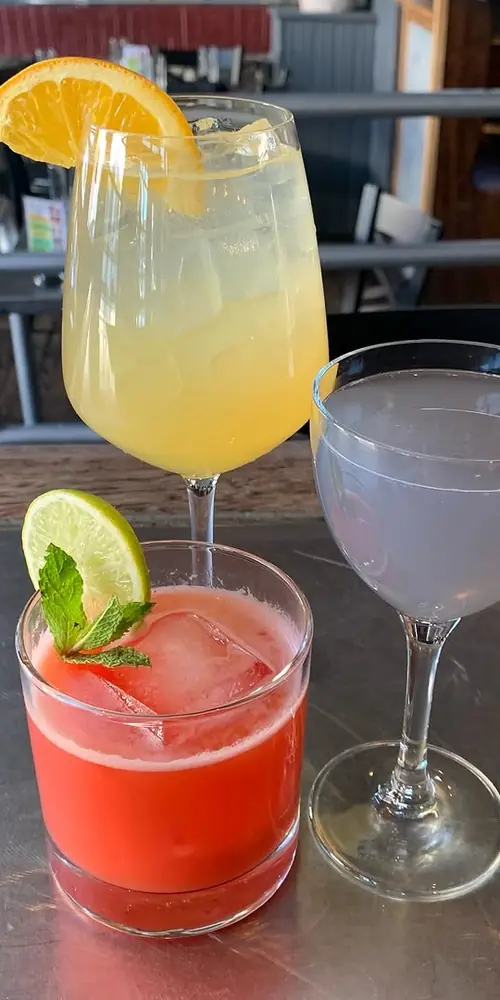 Spring is here and so is our new cocktail list!🌷☀️ And they’re HALF PRICE TONIGHT!