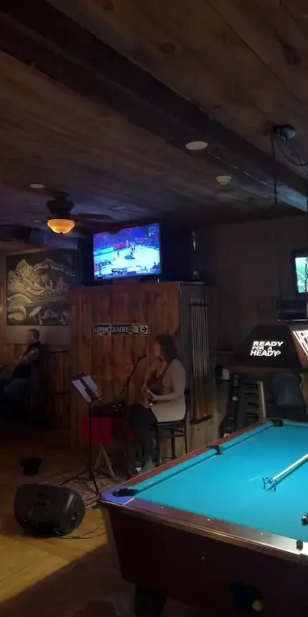 Music until 8!
