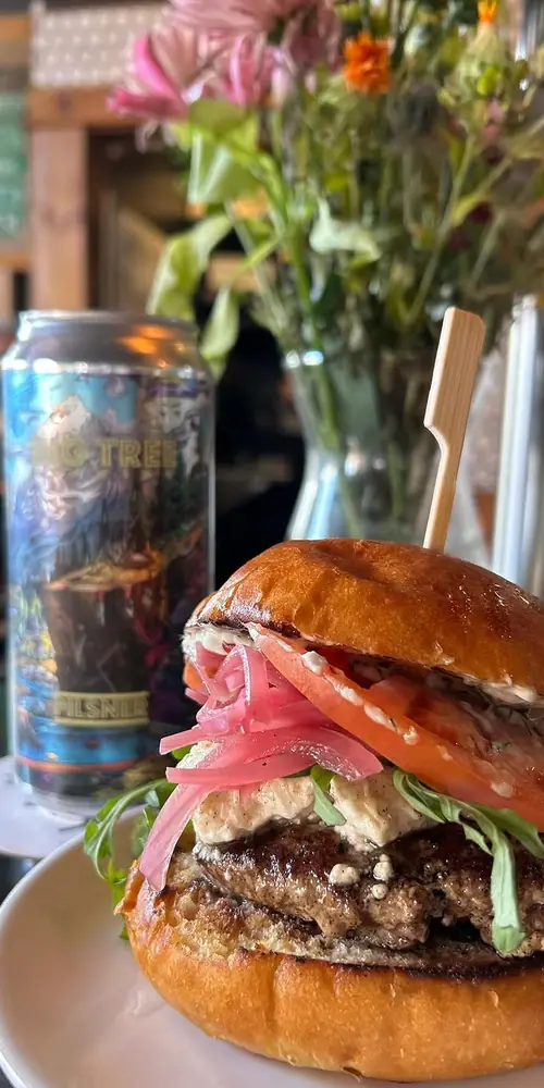 LAMB SMASHIES ON DECK!!!! 🔥👀🤙
HERBED TZATZIKI, PICKLED RED ONION, ARUGULA, WHIPPED FETA, TOMATO, HOT