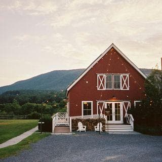 Hill Farm Inn