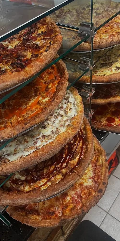 Biggest slices in town! #3brosoizzavt #damnthatsdelicous #colchesterVT #802 #05446 #eatlocalvt