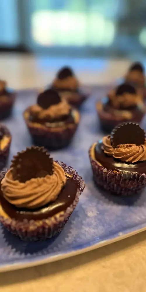 National Peanut Butter Day!!! 🥜👩🍳
Here are some of my favorite homemade desserts!!👩🍳
SPECIAL ‼️‼️